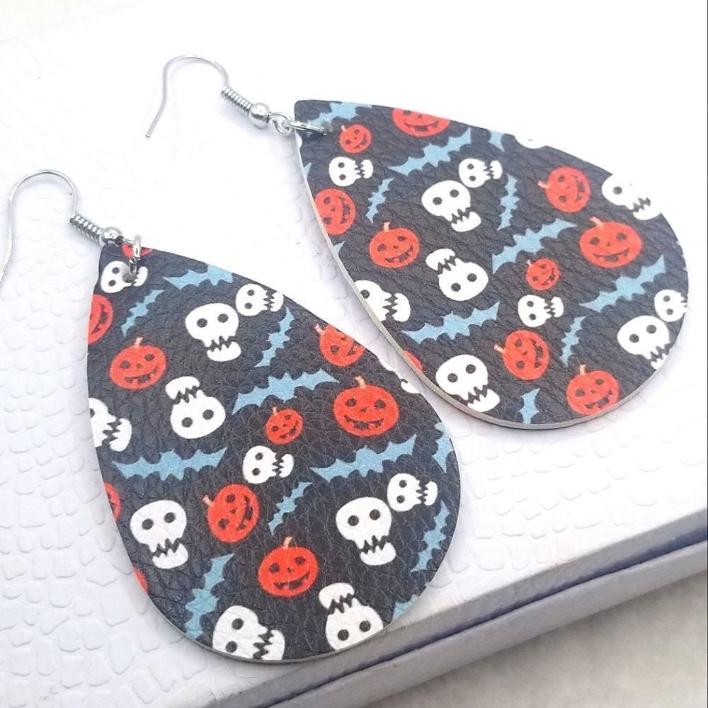 3/20❤Flax leather Teardrop Dangle vegan friendly earrings.